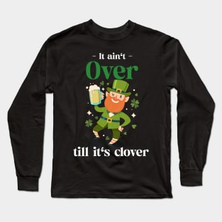 St Patricks day clover design Long Sleeve T-Shirt